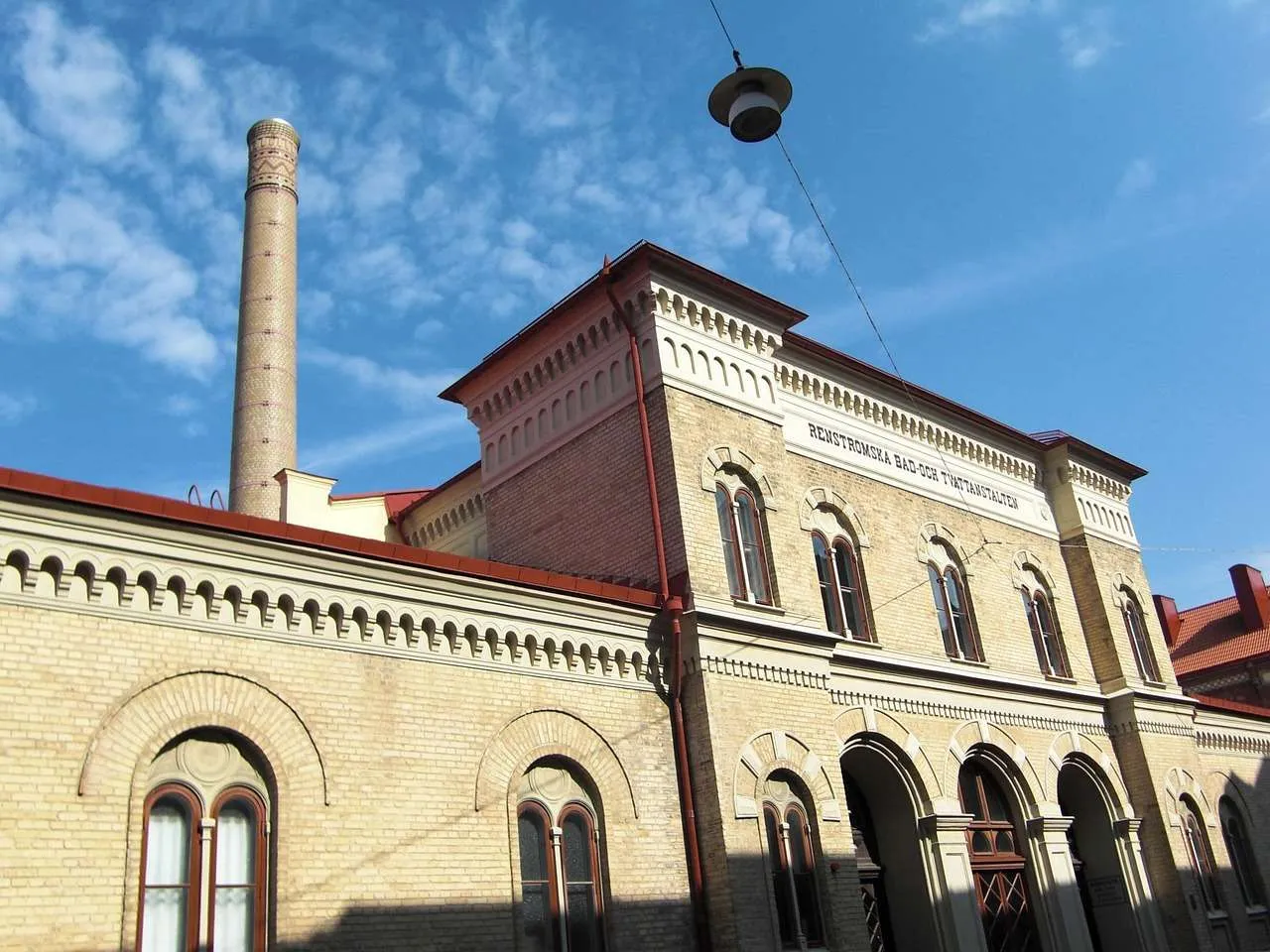 Repair of Roofing: Expert Guide to Safe Fixes